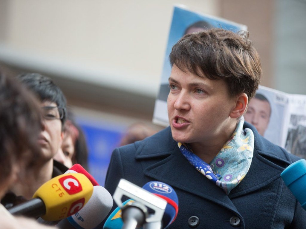 Защита Савченко рассказала, когда нардепа проверят на детекторе лжи