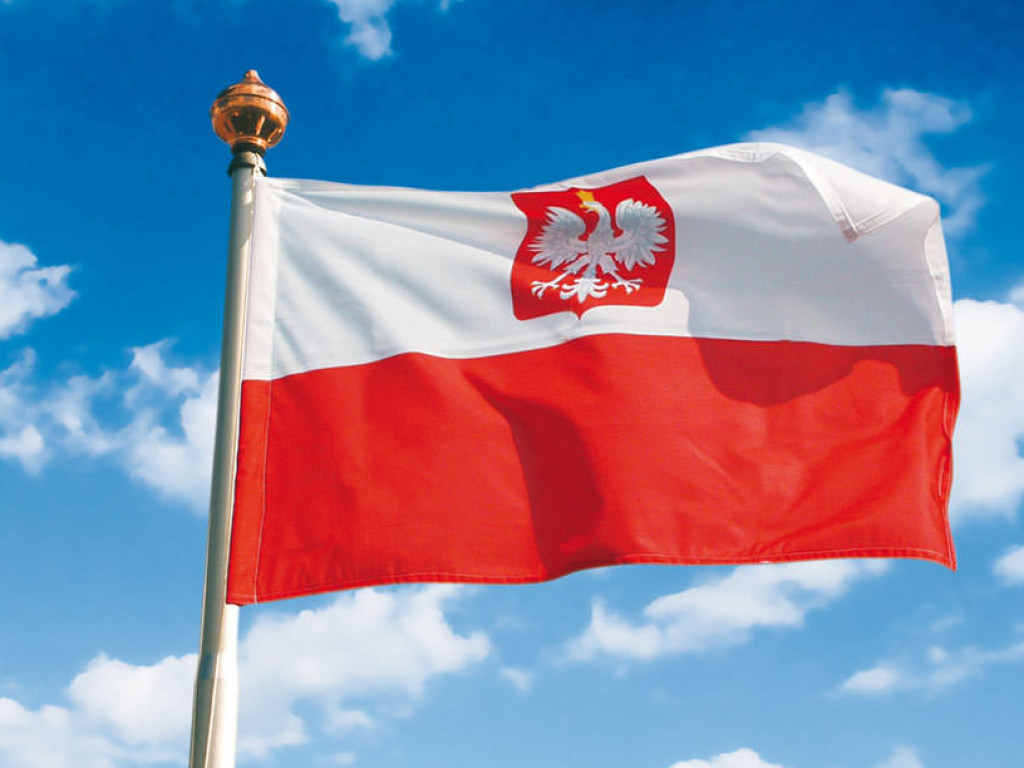 Более 3000 украинцев могли незаконно получить польскую визу