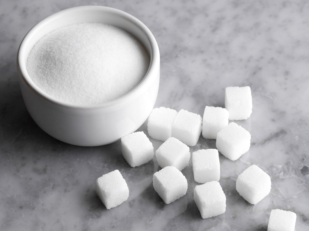 Во всем мире рекордно обвалились цены на сахар