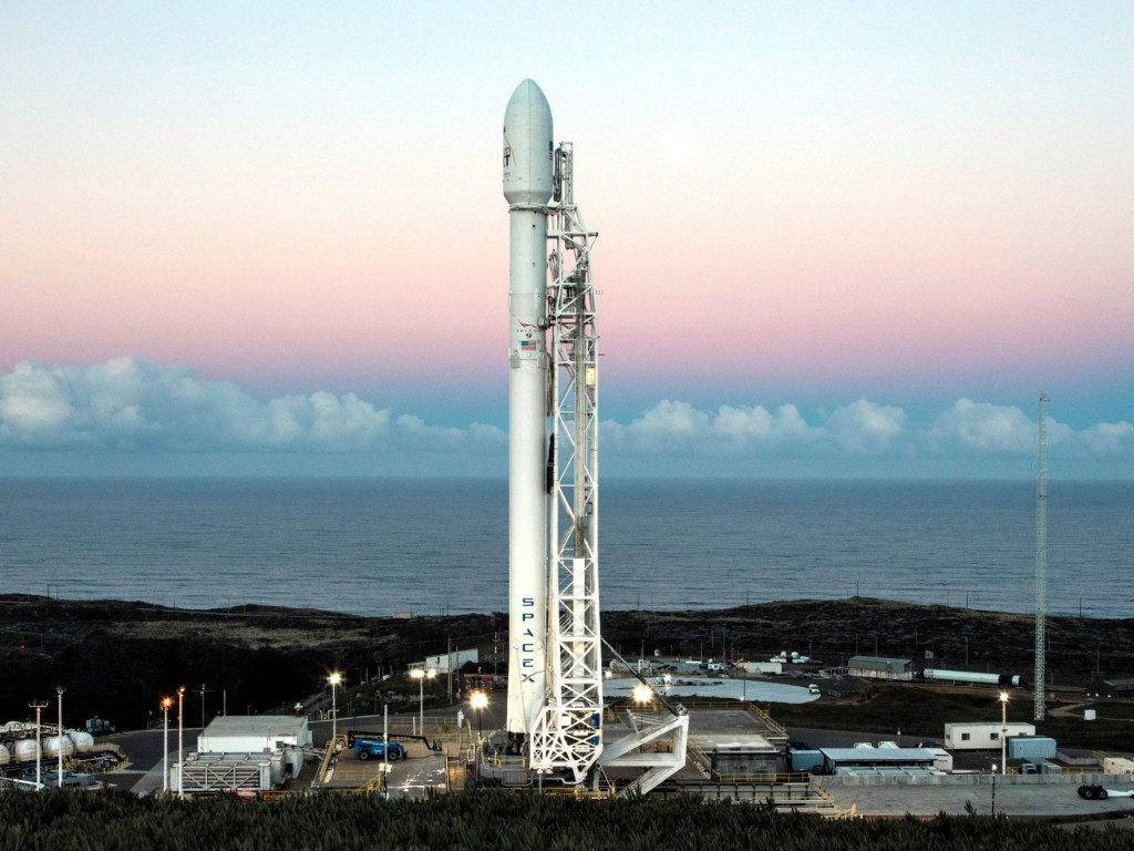 Компания SpaceX перенесла дату запуска космического телескопа TESS