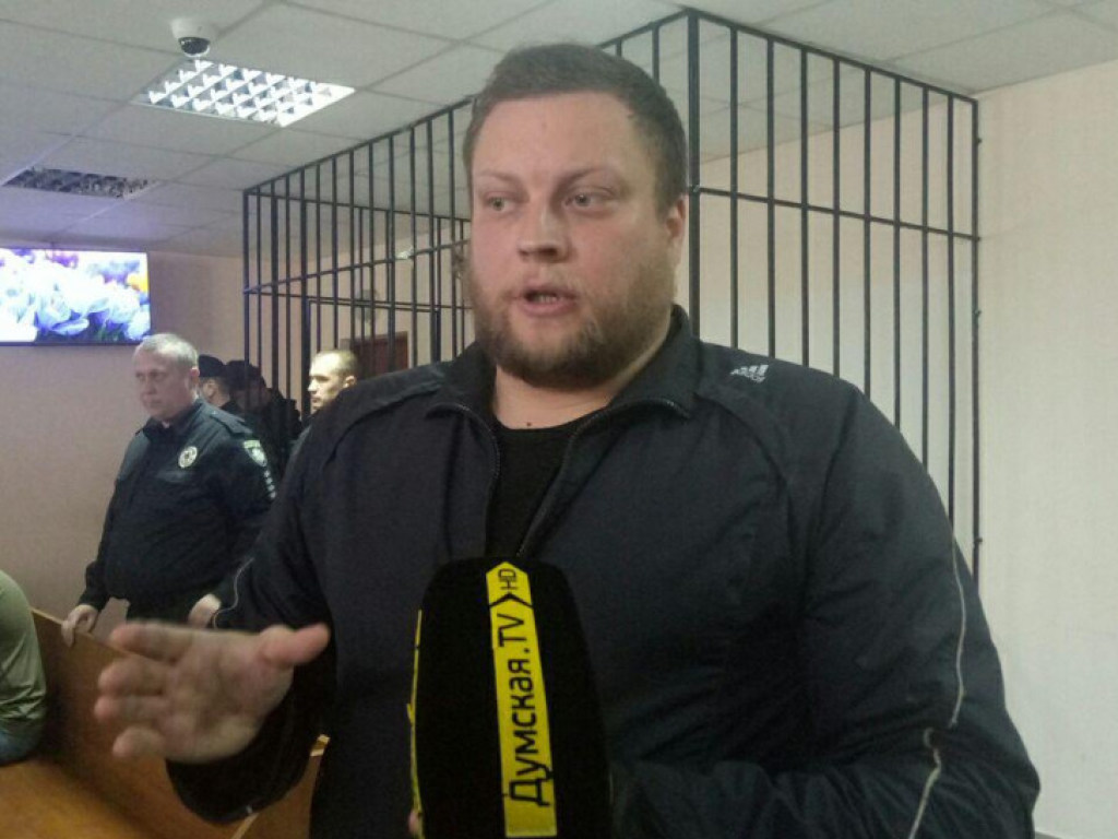 В Одессе активиста-стрелка суд отправил под ночной домашний арест