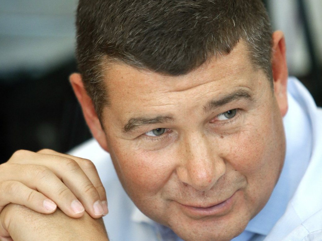 Онищенко заявил о готовности передать «пленки» с голосом Порошенко на экспертизу в НАБУ