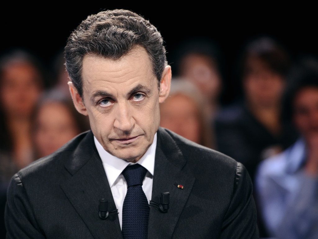 Во Франции задержали миллиардера и друга Саркози по подозрению в коррупции