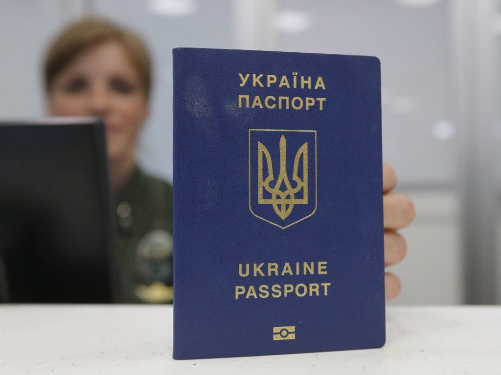 Анонс пресс-конференции: «Паспорт на стол: что стоит за принятием скандального закона «О гражданстве Украины?»