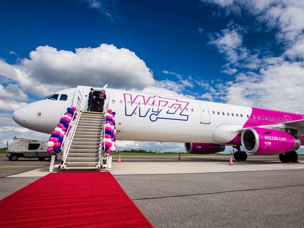 Лоукостер Wizz Air запустит три новых рейса из украинской столицы