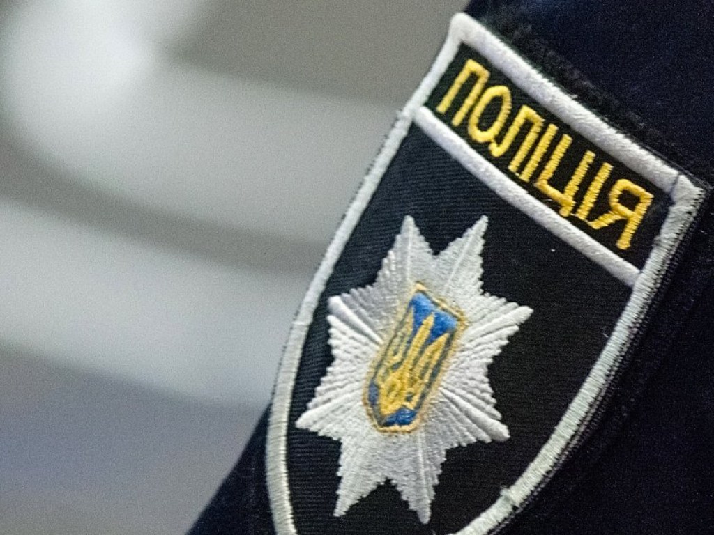Выборы в ОТО: полиция открыла два дела по подкупу избирателей в Харьковской области