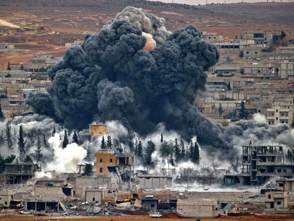 Сирийские оружейные склады разнесли ракетами, погибли 26 военных
