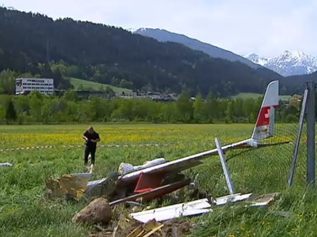 В Австрии потерпел крушение самолет, есть погибшие (ФОТО)
