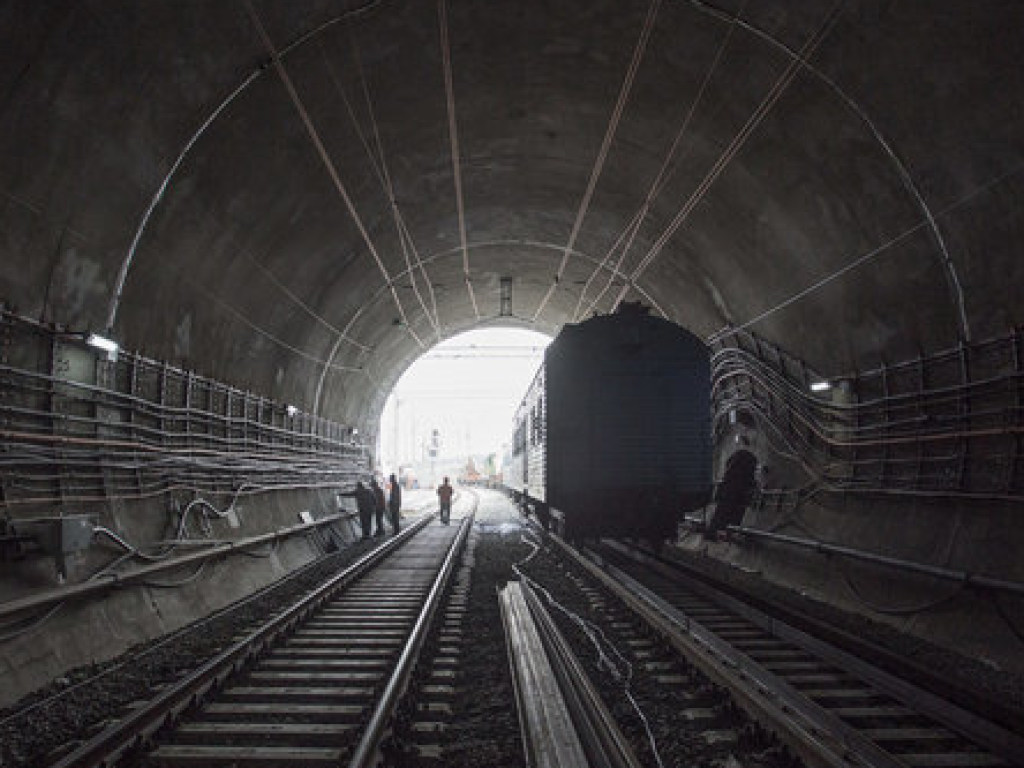 Завершение строительства Бескидского тоннеля: появились фото