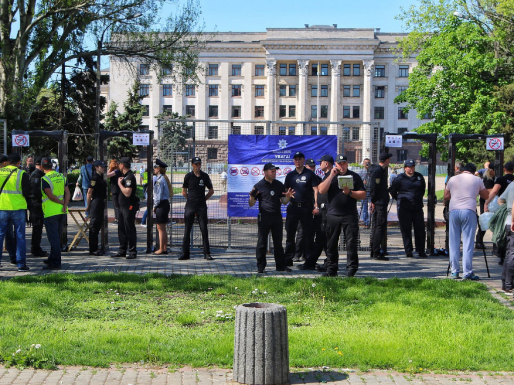 В Одессе произошли стычки: задержаны три человека