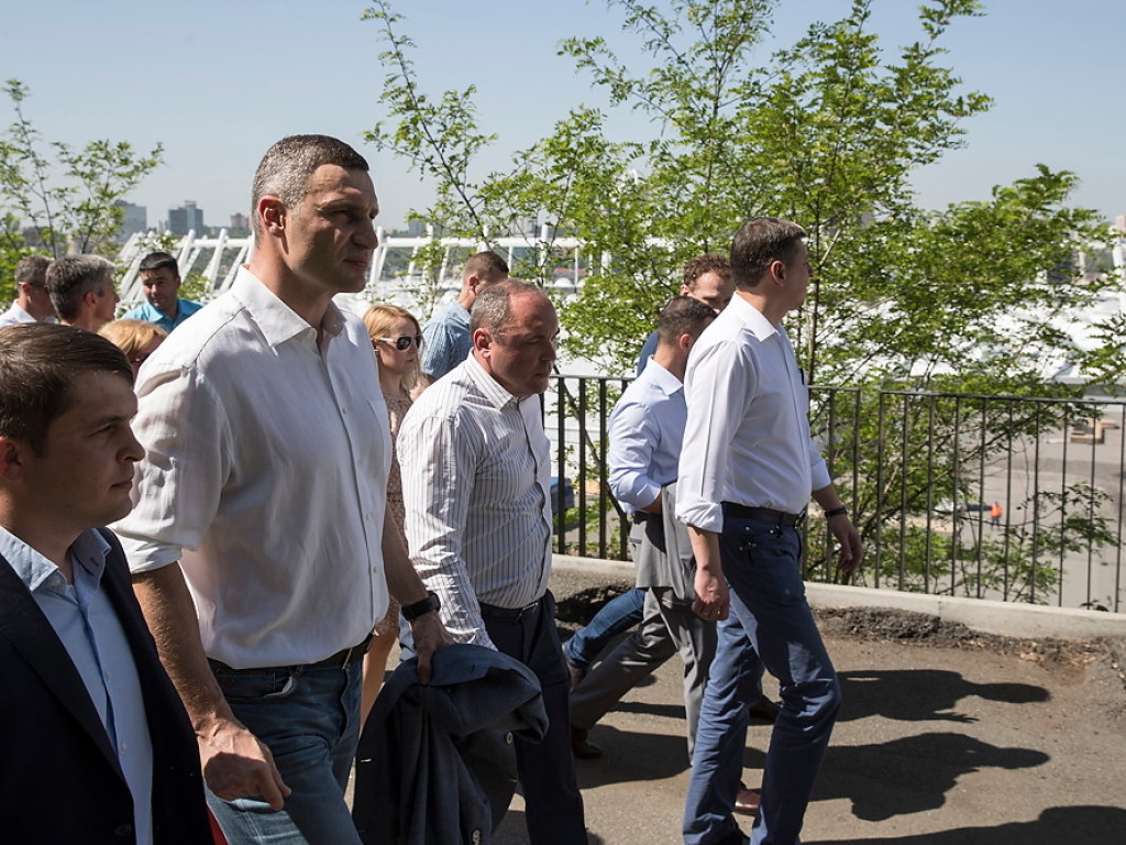 Кличко проинспектировал локации, где пройдут мероприятия в финале Лиги чемпионов УЕФА