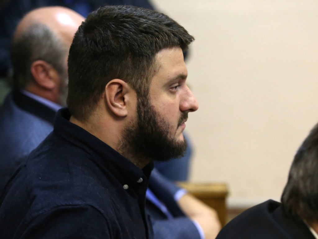 Суд снова арестовал недвижимость сына Авакова