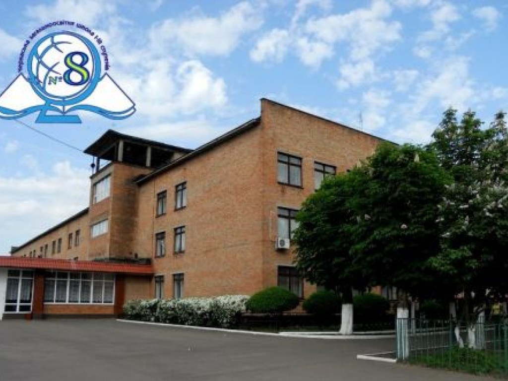 Массовое отравление детей в Черкассах: госпитализированы 42 школьника