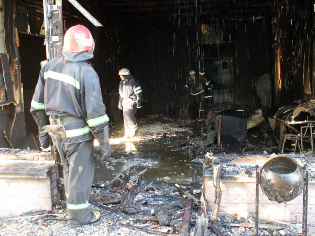 В Черкасской области из-за пожара в помещении лотереи погиб человек (ФОТО, ВИДЕО)