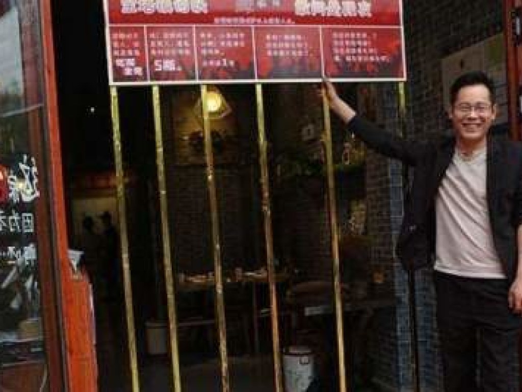 В китайском ресторане начали бесплатно кормить худых клиентов (ФОТО)