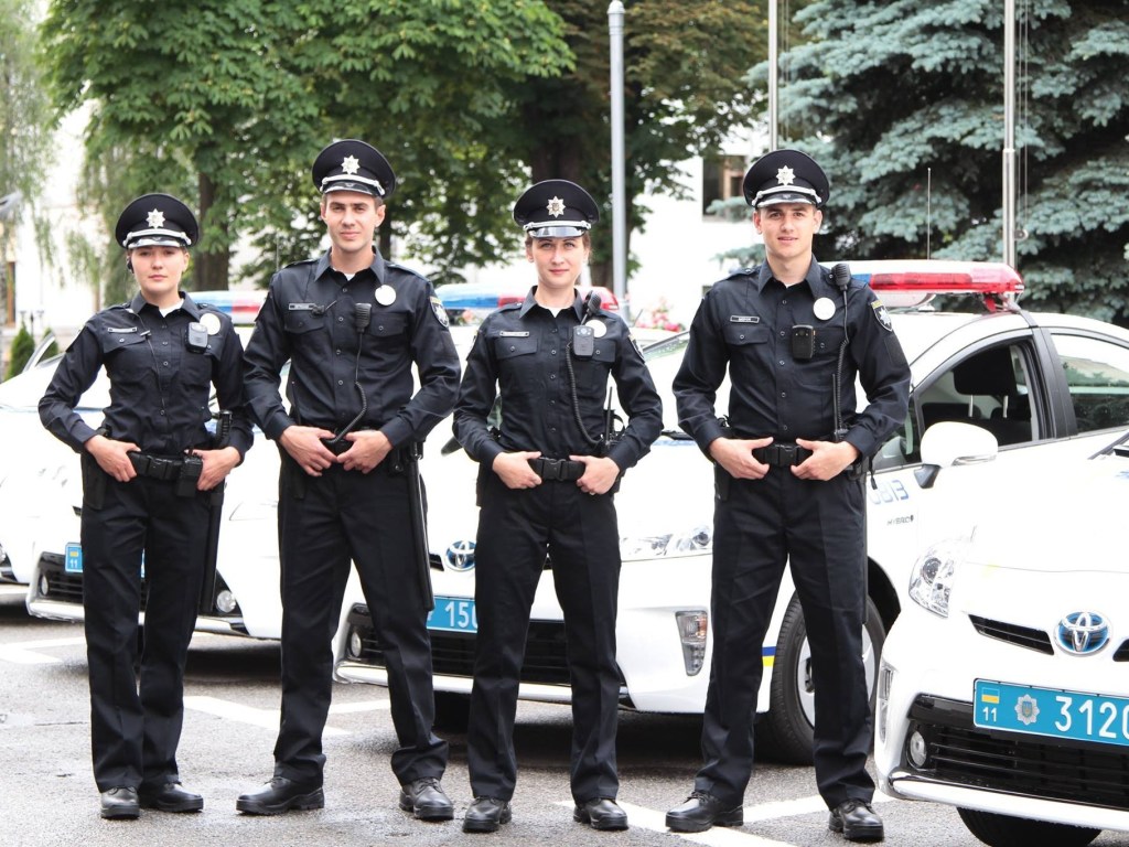 Начал функционировать обособленный отдел патрульной полиции Украины в Крыму