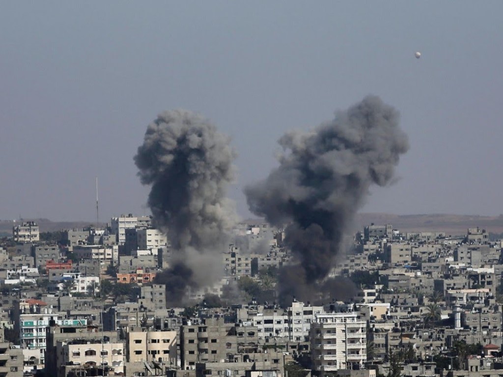 Столкновения в секторе Газа: число жертв достигло 58 человек, травмированы около 2,7 тысяч граждан (ВИДЕО)