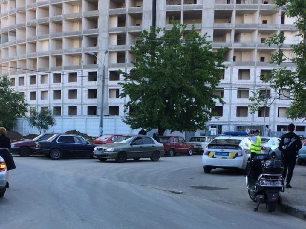 После столкновения мопеда с Mercedes в Одессе пострадал 4-летний ребенок (ФОТО)