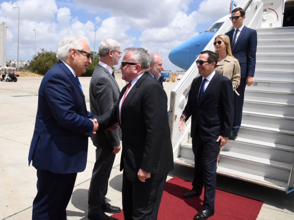 Посол Украины в Израиле не  был на открытии посольства США в Иерусалиме