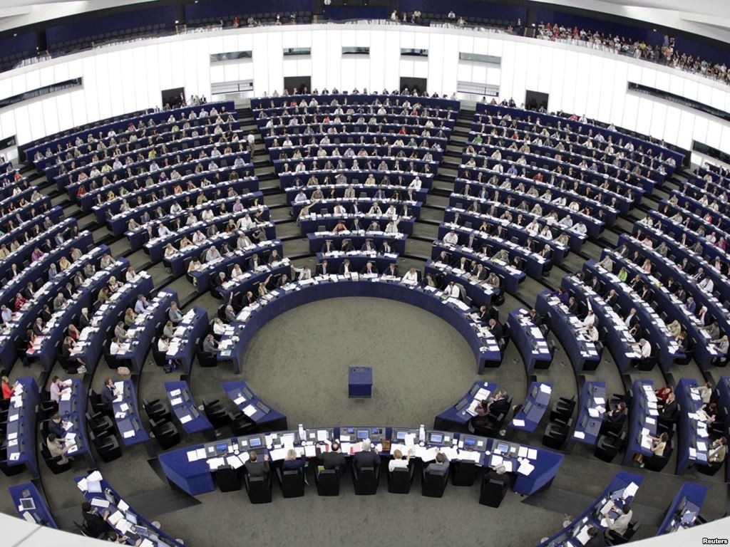 В Европарламенте проголосовали за предоставление макрофинансовой помощи Украине