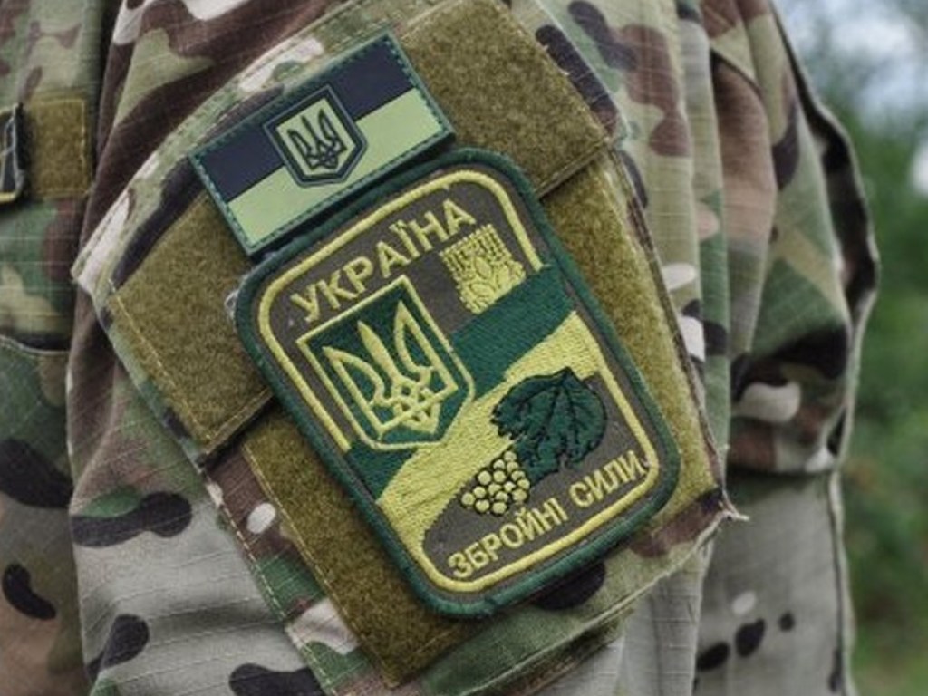 На территории военного городка на Львовщине нашли тело военного с огнестрельными ранениями – прокуратура