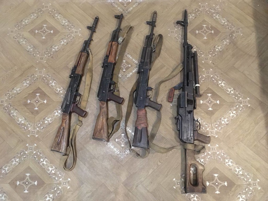 Штаб: Силы ООС взяли в плен трех боевиков на Донбассе (ФОТО)
