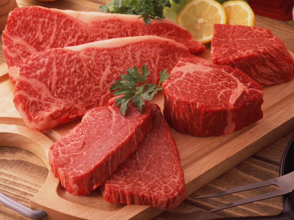 Украинские производители пичкают мясо животных антибиотиками, которые разрушают организм человека (ВИДЕО)