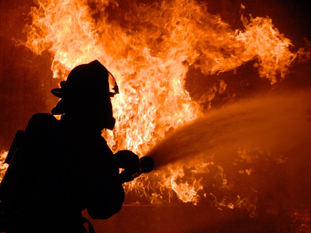 За сутки в Украине произошло 118 пожаров