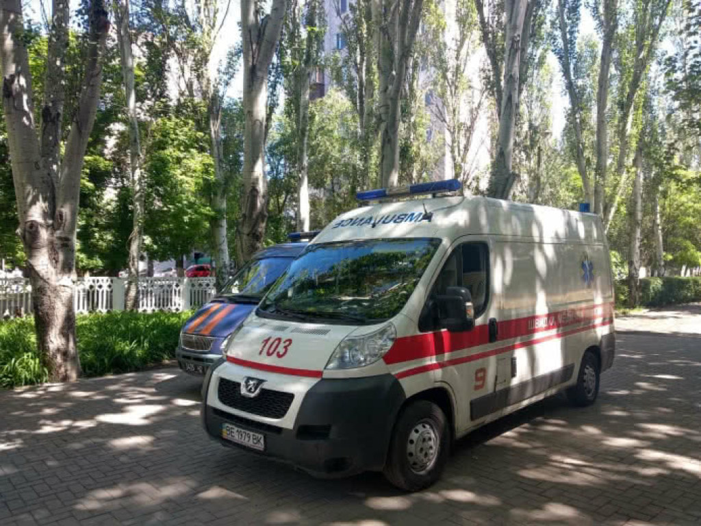 Эвакуировали 400 детей, госпитализированы &#8212; 37: В Николаеве на уроке распылили газ (ФОТО) &#8212; ОБНОВЛЯЕТСЯ