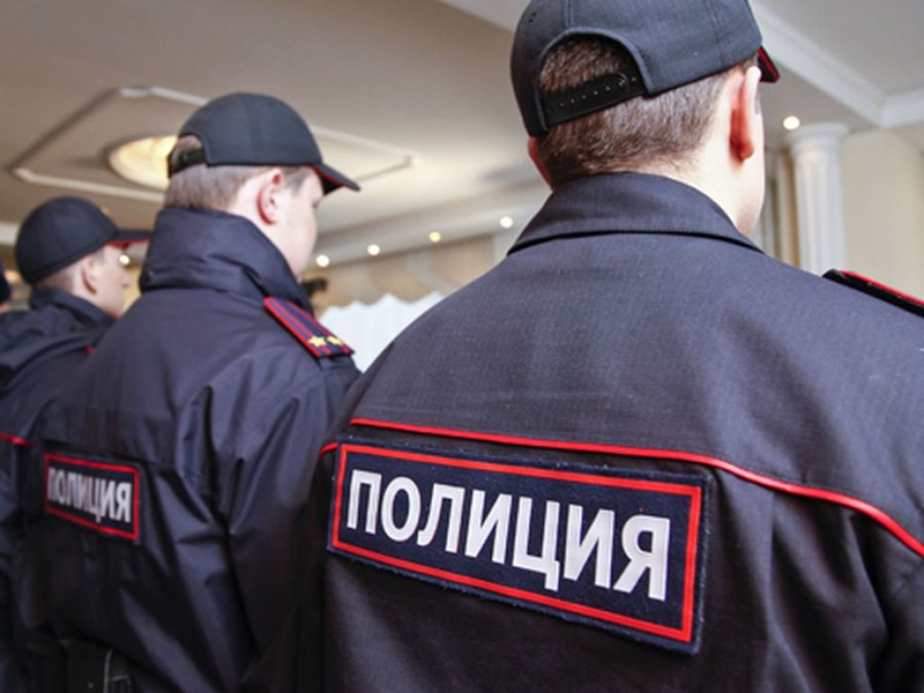 В Москве 29-летний парень открыл стрельбу в торговом центре