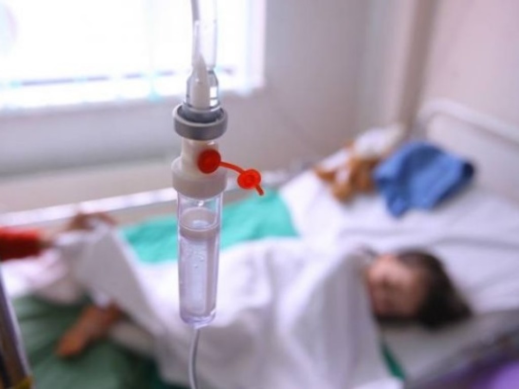 Массовое отравление в Николаеве: в больнице остаются 5 детей