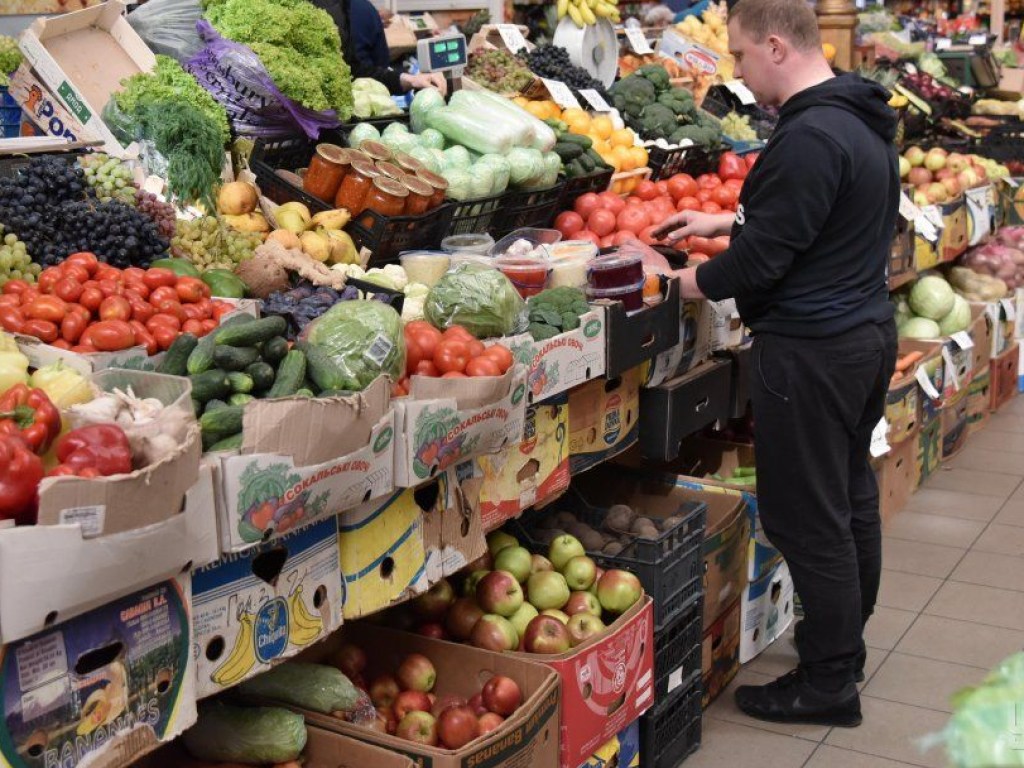 Стоимость овощной корзины  в Украине за год выросла на 22% &#8212; эксперт
