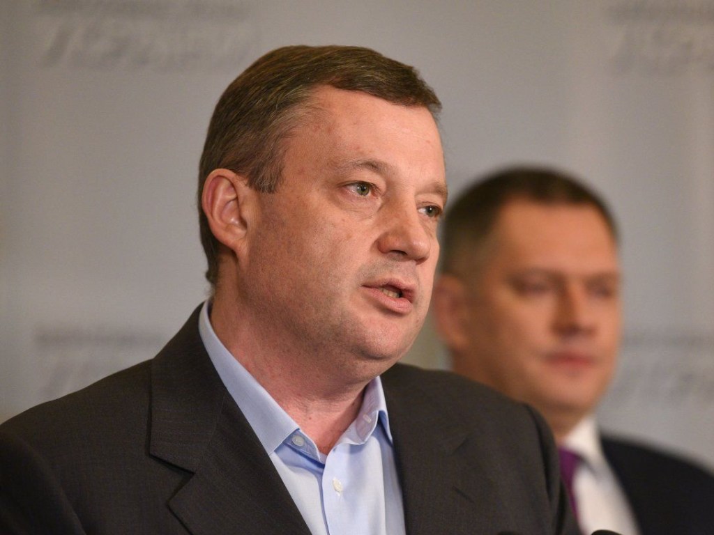 Профильный Комитет Рады потребовал отчета от Кравцова: почему на «УЗ» срываются перевозки