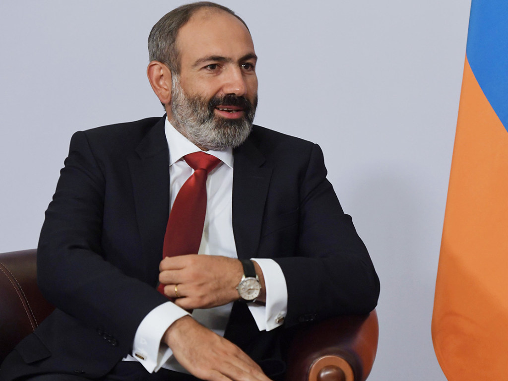 Пашинян предрек досрочные выборы в Армении осенью