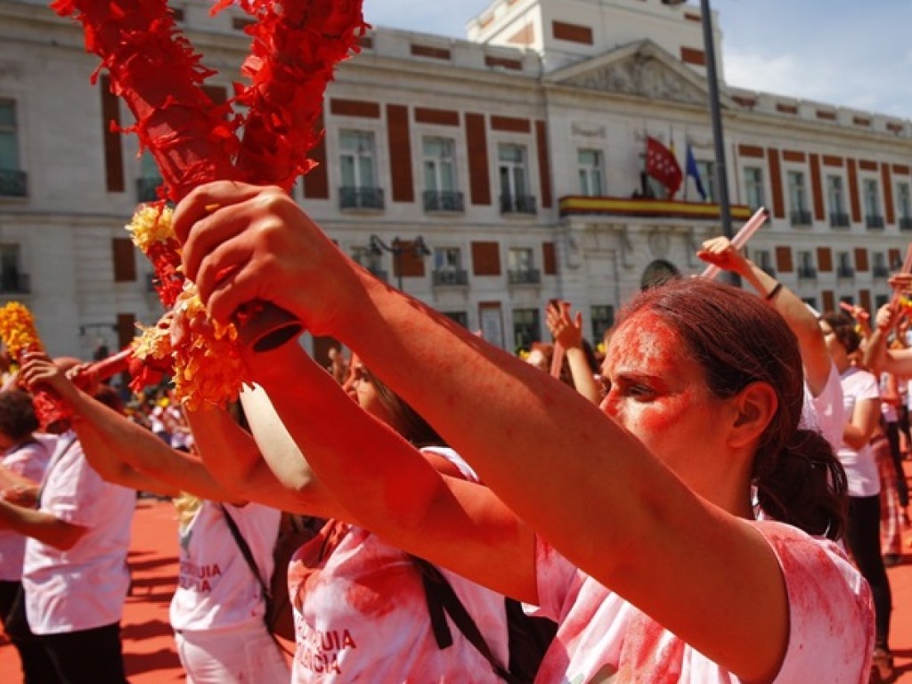 В Мадриде прошел многотысячный митинг против корриды (ФОТО)