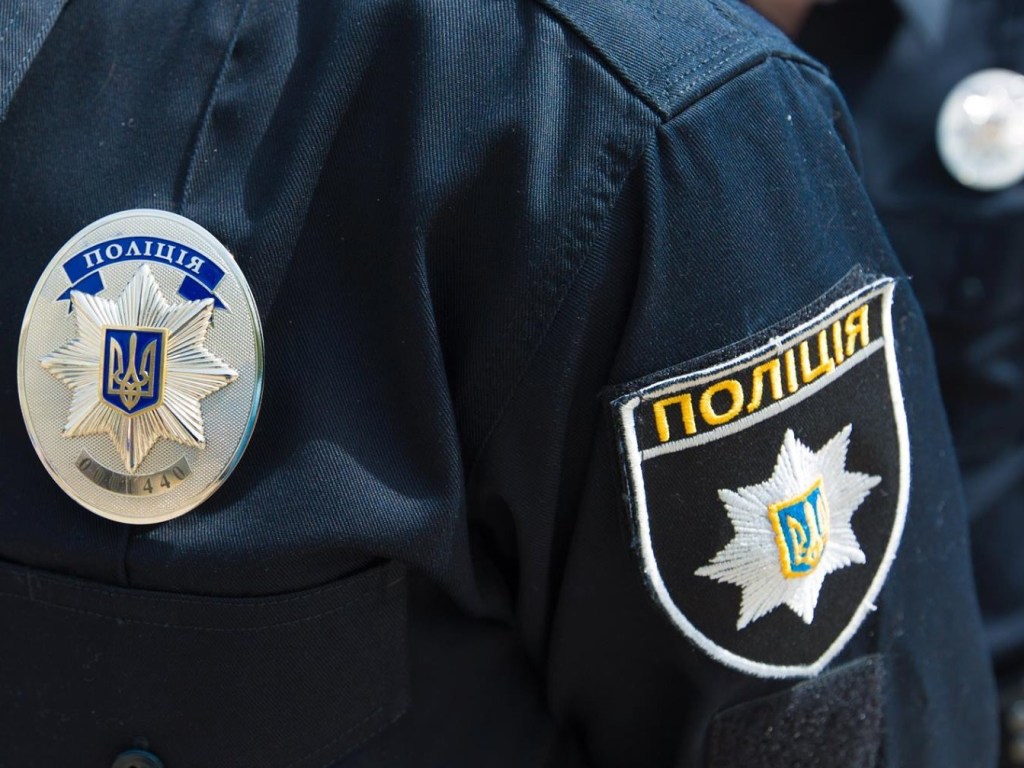 Пьяная женщина-водитель покусала полицейского в Луцке, патрульный госпитализирован