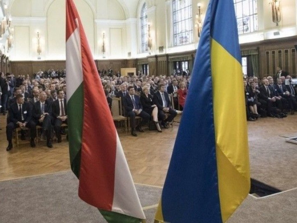 Украина-Венгрия: Если реформу не пересмотрят – прощай, НАТО