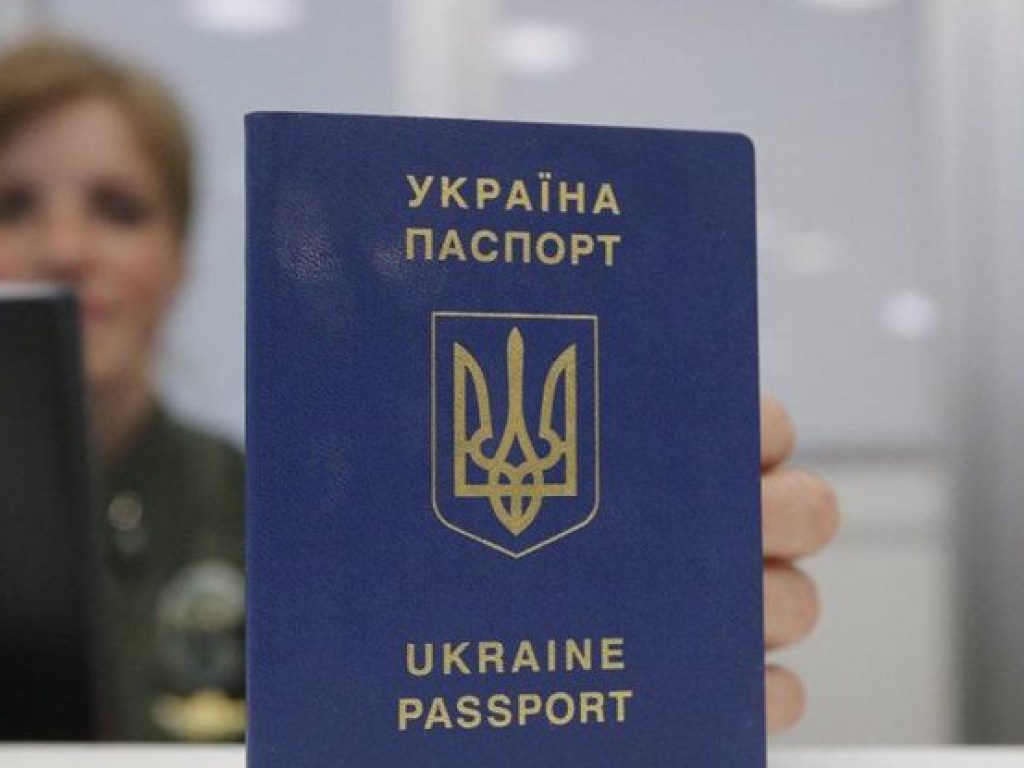 Претендентов на украинское гражданство обязали сдавать экзамен