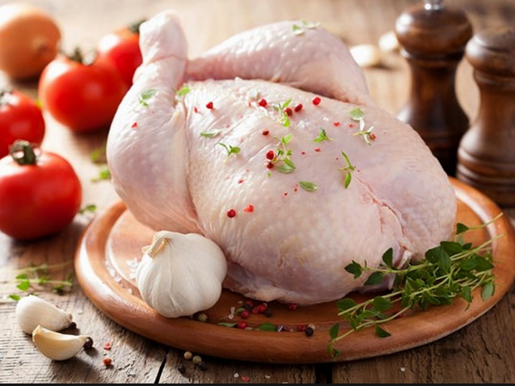 Мясо птицы в Украине будет продолжать дорожать на гривну в месяц &#8212; эксперт