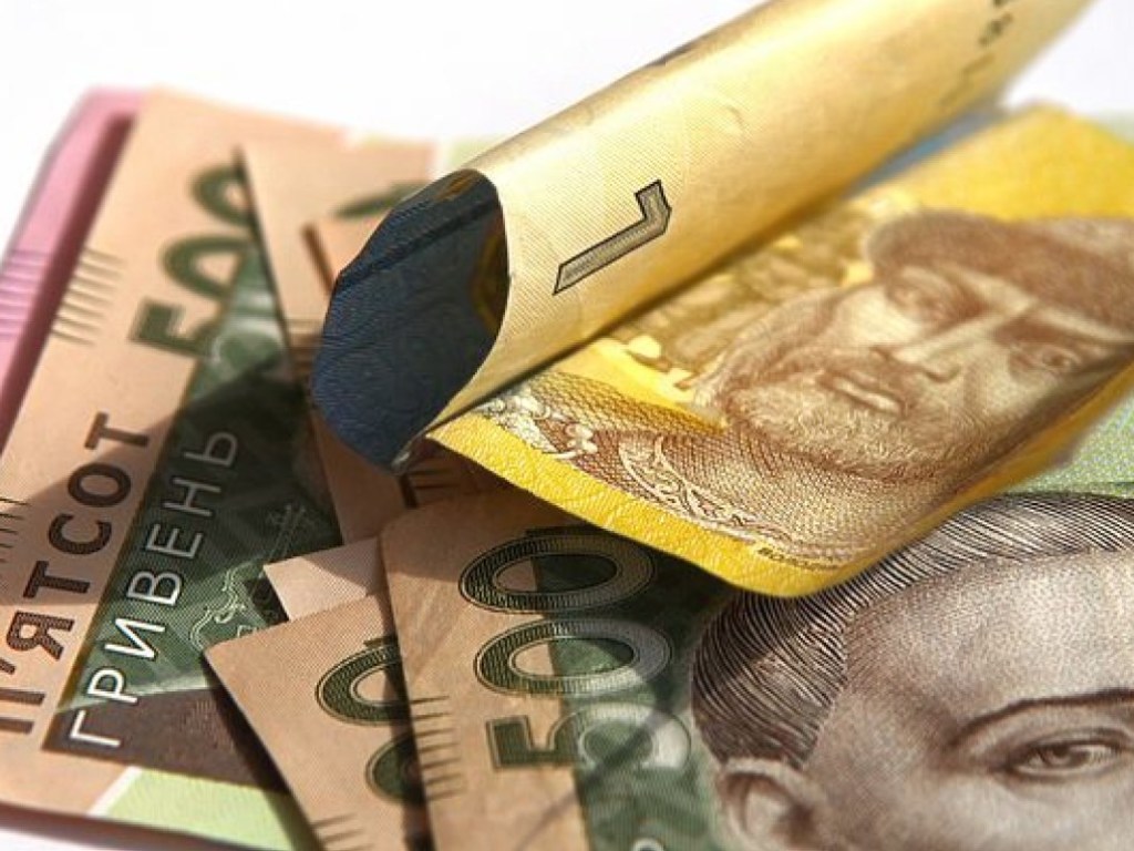 К концу года нацвалюта девальвирует до 30 гривен за доллар &#8212; экономист