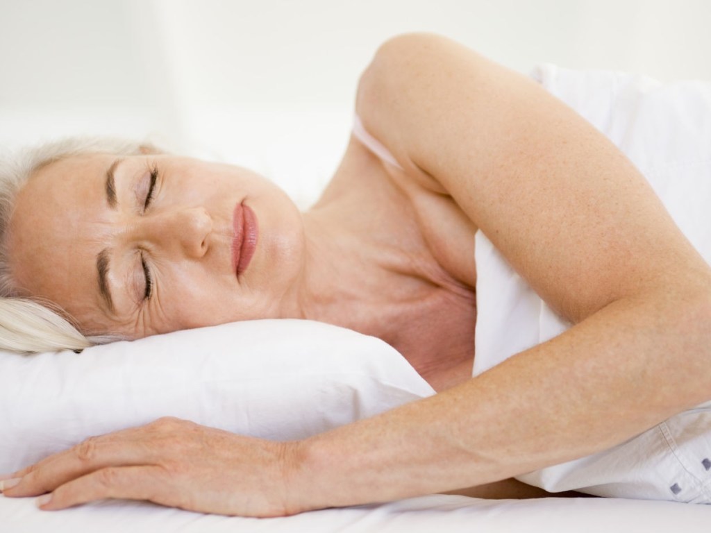 Ученые предостерегли пожилых людей об опасности долгого сна