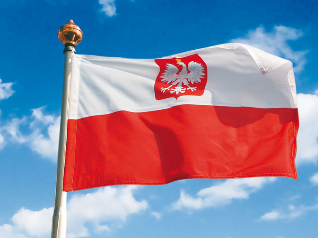 Минздрав Польши отреагировал на скандальное заявление вице-спикера Сейма о медиках из Украины