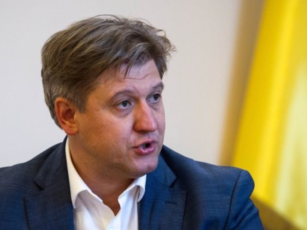 Депутат назвал реальную причину увольнения Данилюка