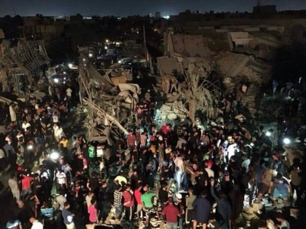 Взрыв в Багдаде: 8 человек погибли, 27 ранены (ФОТО)