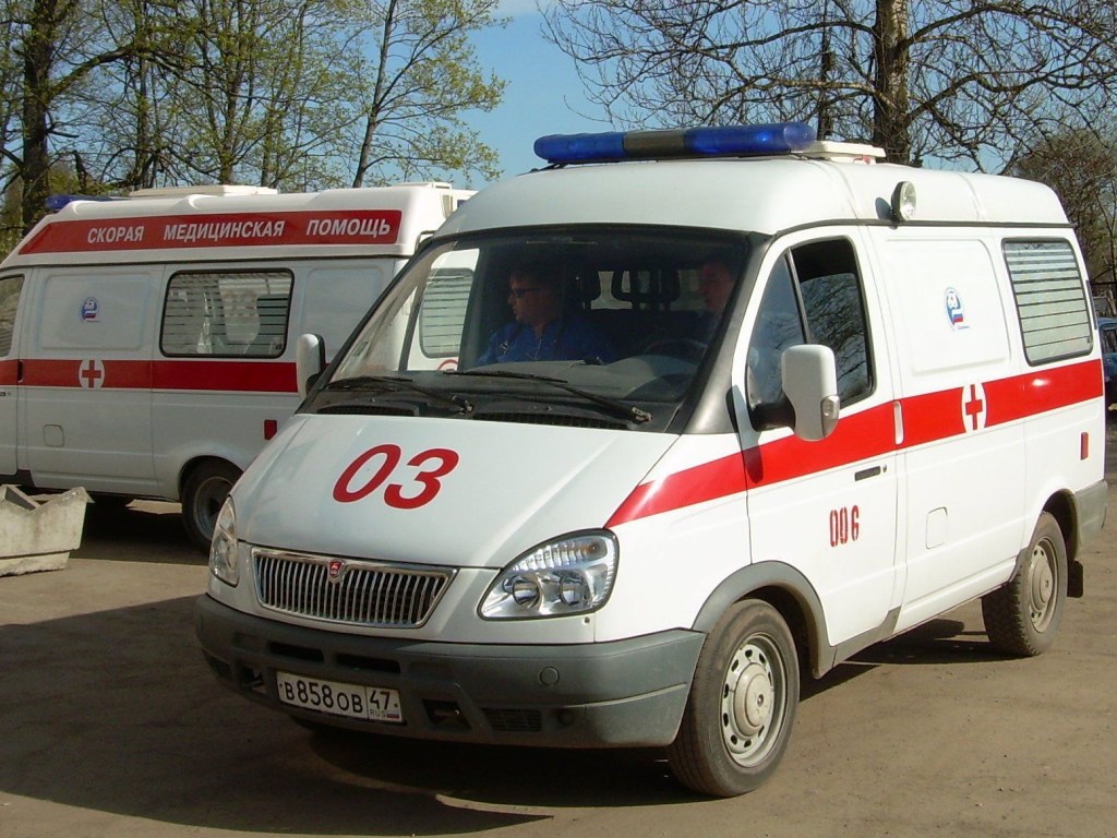 На Тернопольщине мужчина выпал с 5-го этажа и разбился насмерть