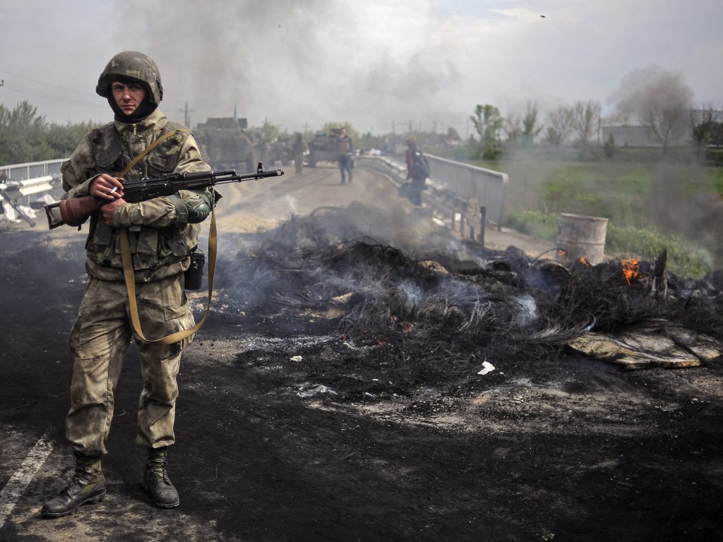 Остановить кровопролитие на востоке Украине поможет ввод миротворцев – политолог