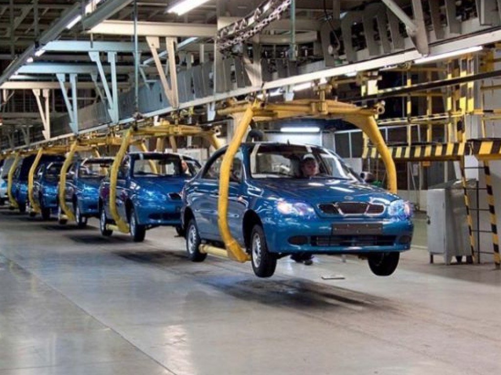 За год производство  легковых автомобилей в Украине упало на 40%