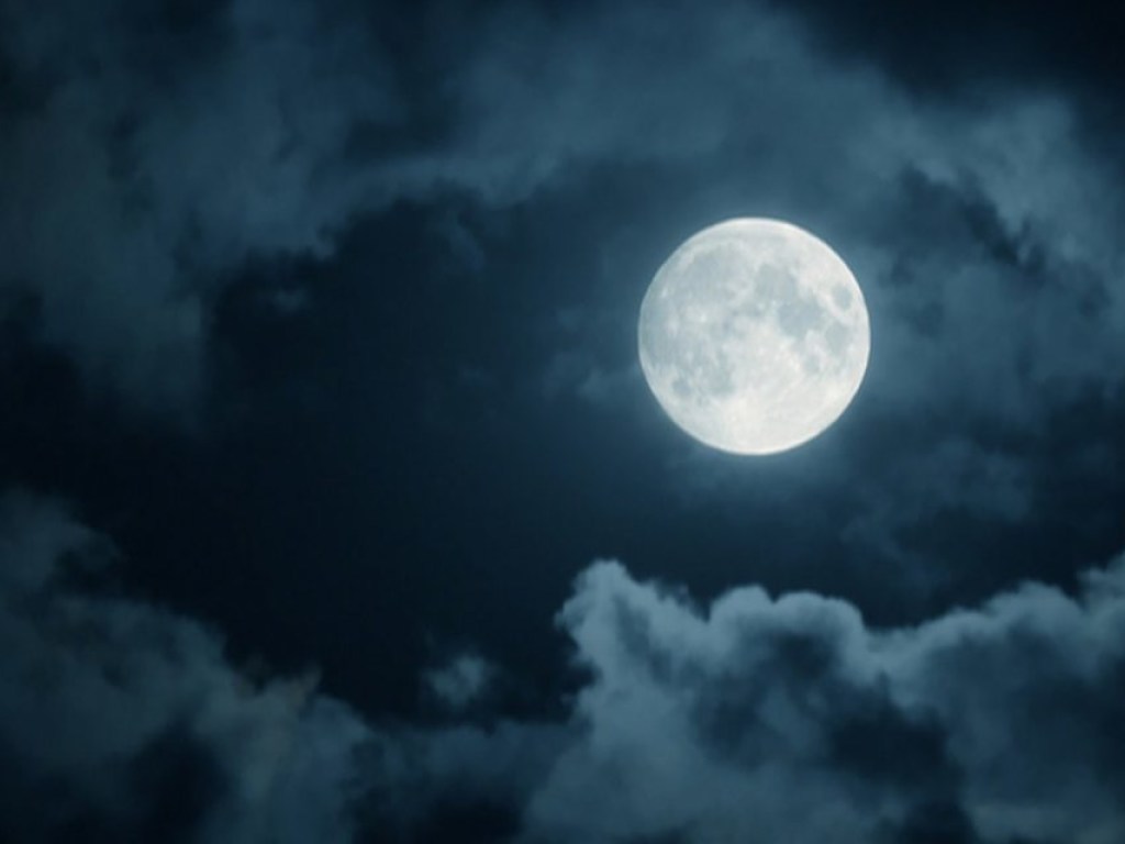 Ученые определили причину загадочного потепления на Луне
