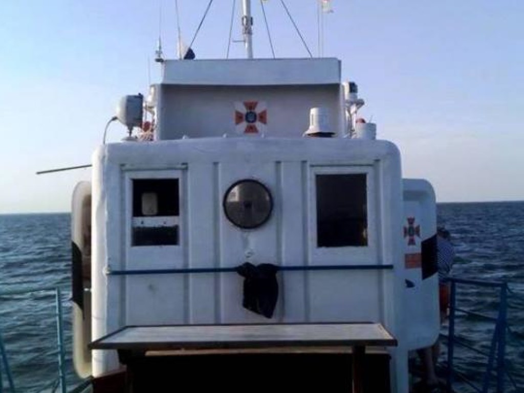 В Херсонской области водолазы нашли на дне Черного моря судно с боеприпасами (ФОТО)