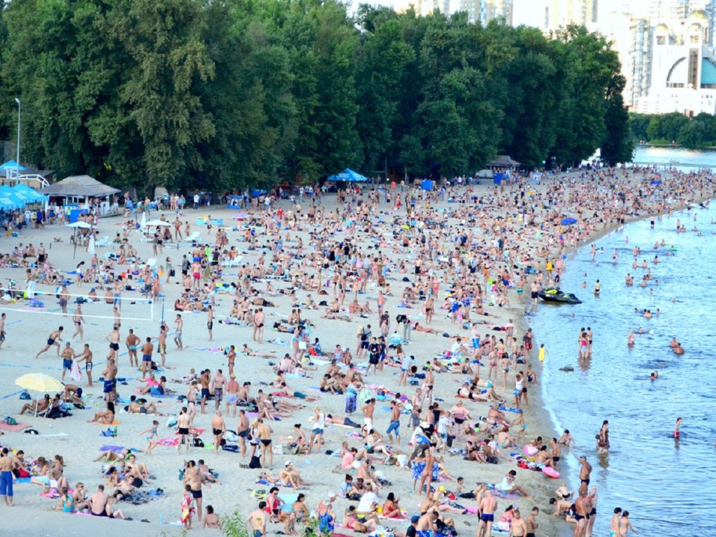 Анонс пресс-конференции: «Цветение воды и кишечная палочка: пригодны ли столичные пляжи для купания?»